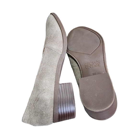 Crown Vintage Loafer Women's Tan Suede Shoes Size 9 - Picture 4 of 8